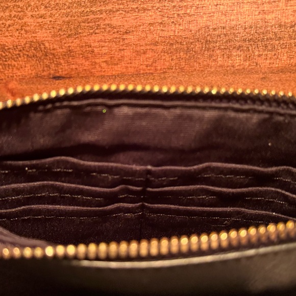 Coach Black Crossgrain Leather Corner Zip Wristlet | Card Slots